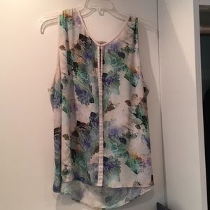 Split neck chiffon tank top